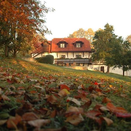 Penzion Dvůr Obora  Exterior foto